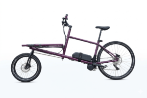 Omnium Short John violet équipé du kit PowerTrail Z8, moteur pédalier et batterie sur le cadre